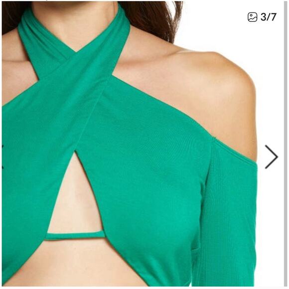 Naked Wardrobe Hotline Coldshoulder
Green Crop Top - Picture 4 of 8